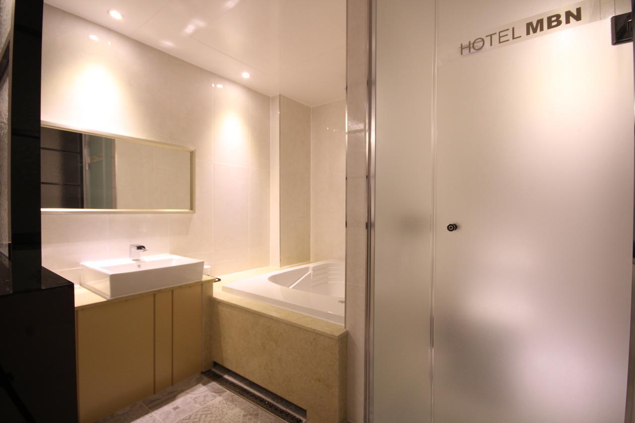 Mbn Hotel Changwon Exterior photo
