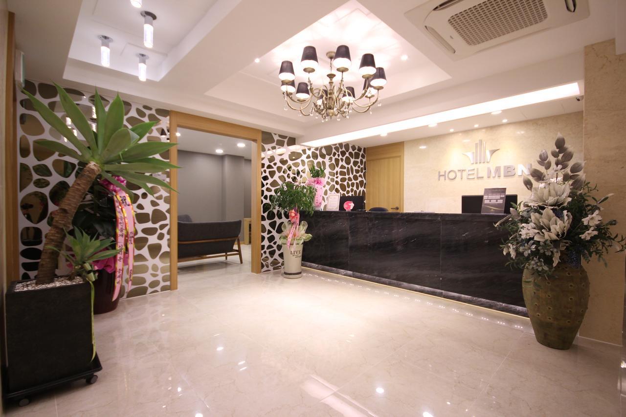 Mbn Hotel Changwon Exterior photo