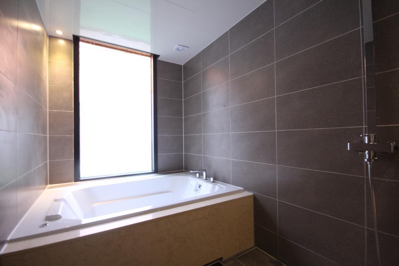 Mbn Hotel Changwon Exterior photo